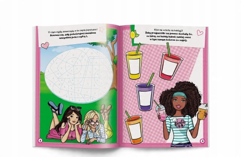 Barbie baw się naklejkami zadania