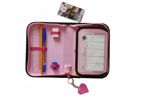 Piórnik rozkładany z wyposażeniem plan lekcji kot kotek Sweet pets