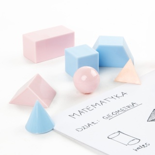 Modele 3D figur geometrycznych A Kidea Pastel zestaw 8 modeli