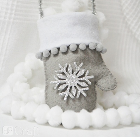 Pompony poliestrowe 1cm mix biały, czarny, szary 120 szt., Dp Craft