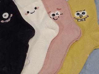 Skarpety dziecięce wełniane angora ciepłe skarpetki zimowe 4 pary 31-34