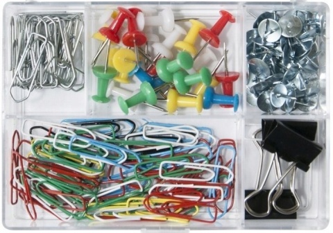 Pinezki spinacze 26 mm klipsy klipy etui organizer zestaw biurowy 153szt