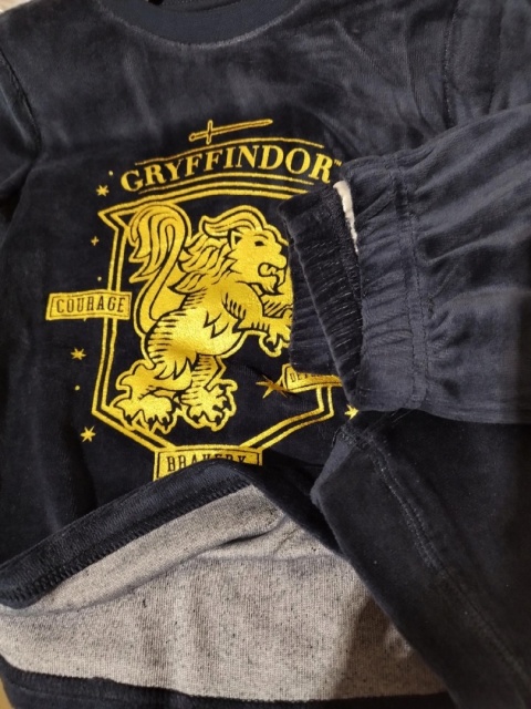Piżama HARRY POTTER GRYFFINDOR złote logo dziecięca welurowa 104