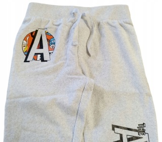 Spodnie OCIEPLANE dresowe AVENGERS dziecięce chłopięce 122