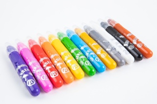 Kredki jedwabiste żelowe wykręcane 3w1 pastele akwarelowe Avengers 12 kol