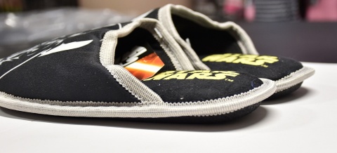 Kapcie dziecięce wsuwane miękkie STAR WARS LORD VADER 32