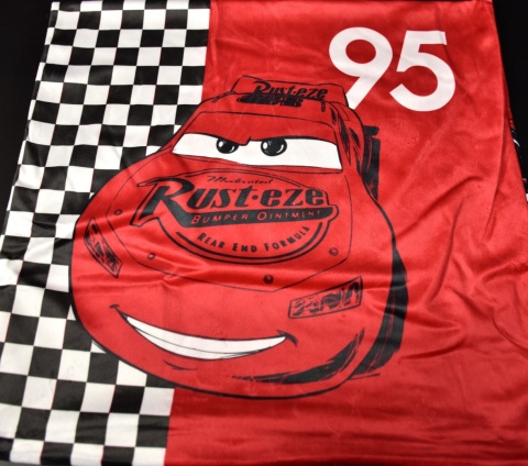 Poszewka na poduszkę jasiek Auta Zygzak Mcqueen dziecięca velvet 40x40