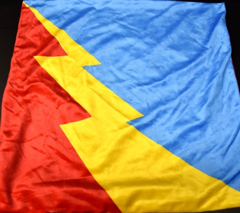 Poszewka na poduszkę jasiek Auta Zygzak Mcqueen dziecięca welur 40x40