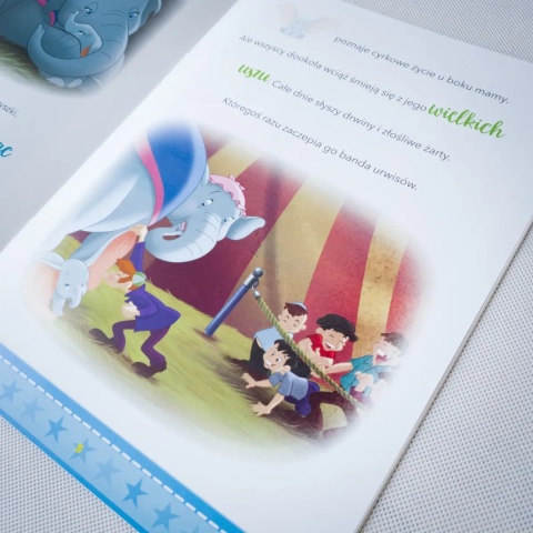 Czytanki naklejanki Jestem wyjątkowy! Disney Słoń Dumbo 60 naklejek