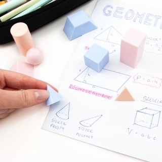 Modele 3D figur geometrycznych A Kidea Pastel zestaw 8 modeli