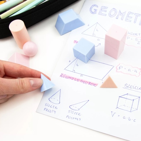 Modele 3D figur geometrycznych A Kidea Pastel zestaw 8 modeli