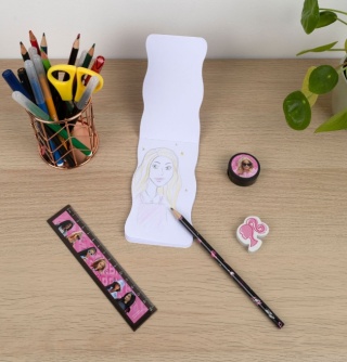 Zestaw do pisania 5el ołówek linijka gumka notes temperówka BARBIE