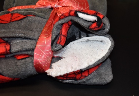 Bluza dziecięca sunddie Spiderman pluszowy koc polarowy ponczo 7-11 lat