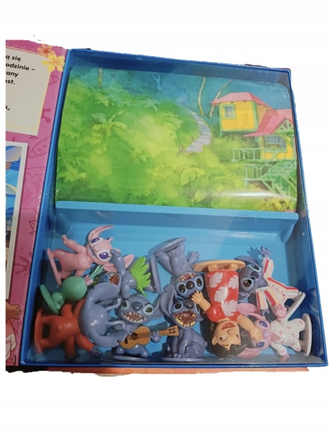 Lilo i Stitch czytanie to zabawa książka + figurki 10 szt +mata